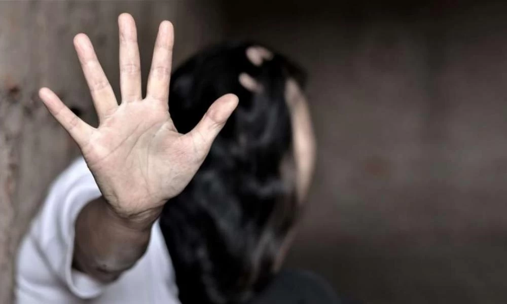 Εκάλη: Ξυλοκόπησε άγρια την σύζυγό του και μετά την καταδίωξε!